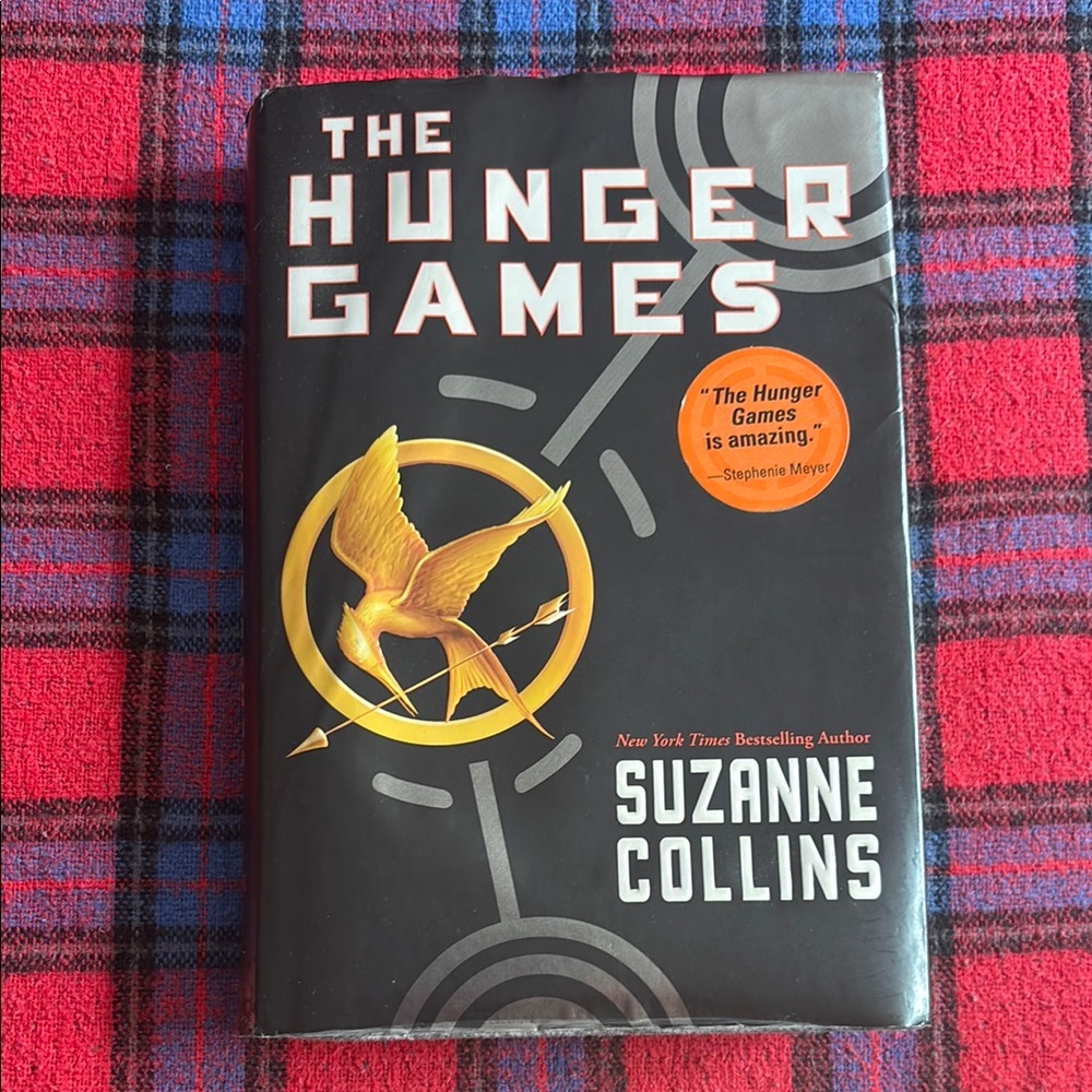 The Hunger Games by - Black Cover Edition